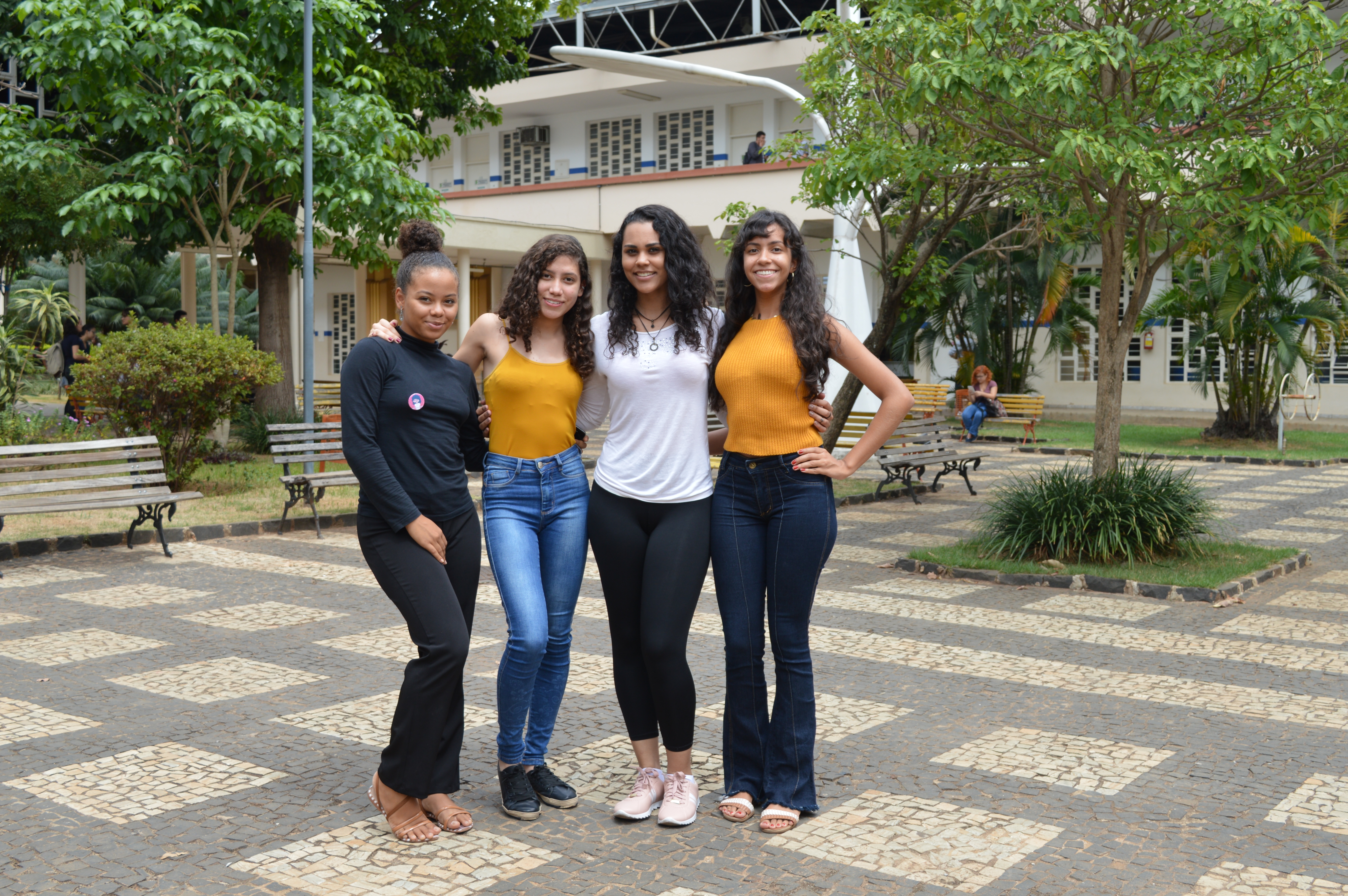 As alunas  do Câmpus Goiânia do IFG: Giovanna Ribeiro Souza, Kênia de Almeida Silva , Bárbara Teles de Matos e Angélica Lucia Almeida  participaram do programa Mind The Gap 2019, da Google Brasil